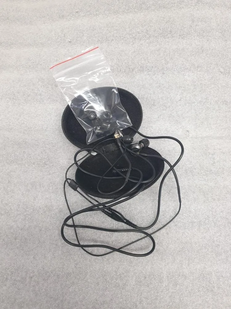 Shure SE425-V Sound Isolating Earphones - Metallic Silver