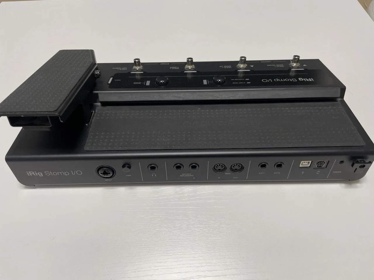 IK Multimedia iRig Stomp I/O USB pedalboard controller audio