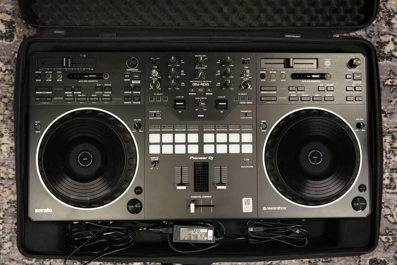 Pioneer DDJ-REV5