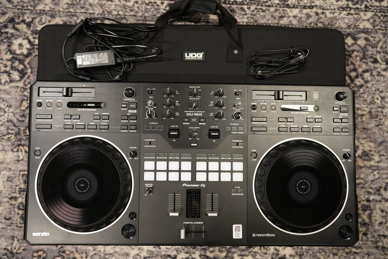 Pioneer DDJ-REV5