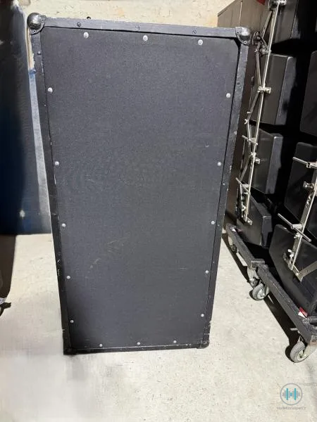 2× SUBWOOFER – 4× RCF L18P300 650 W