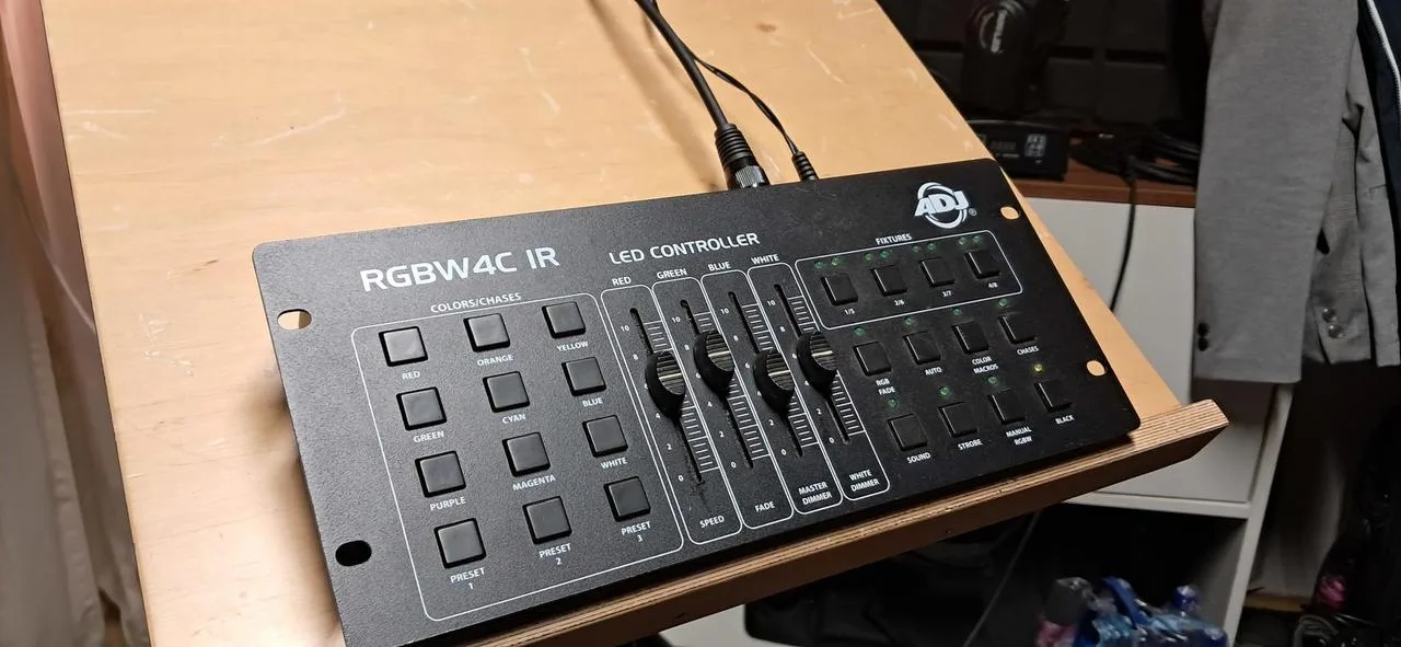 Controller ADJ RGBW4C 1R
