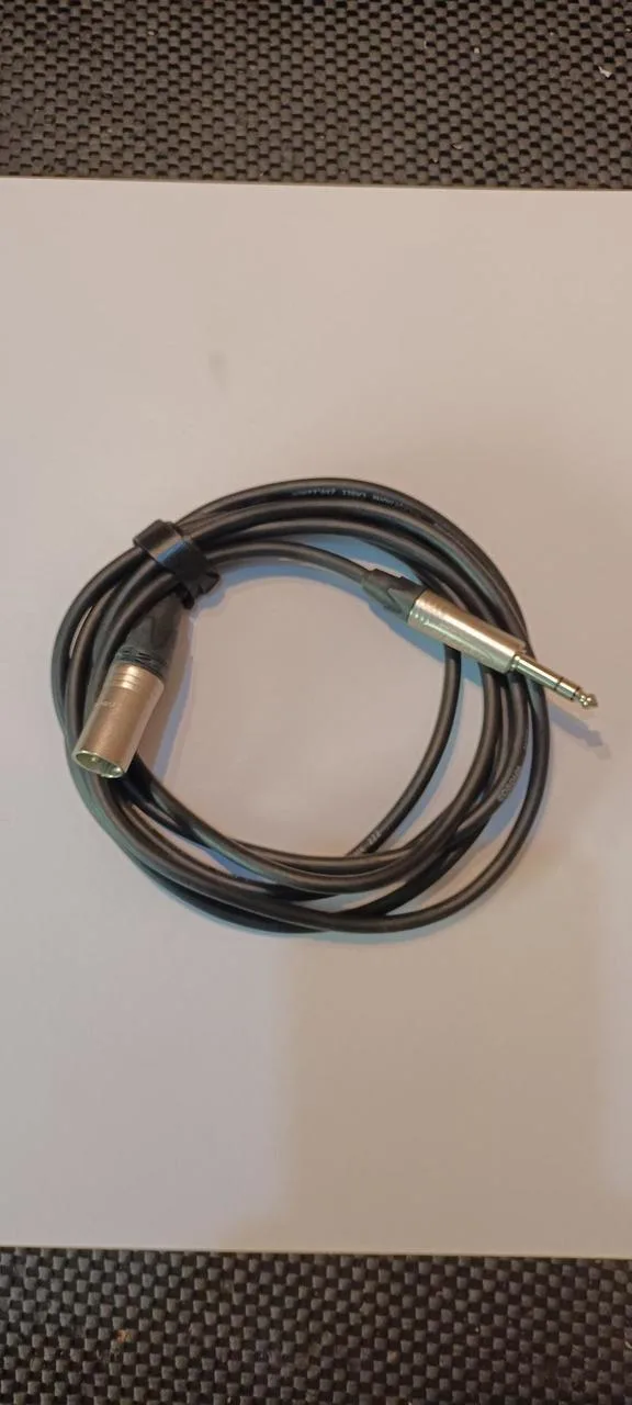 Cordial CTM5 MP BK
