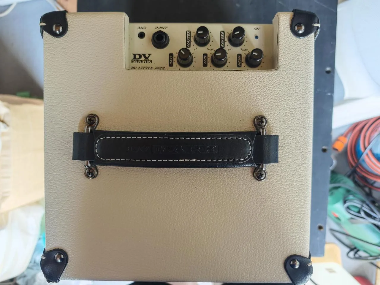 Prodám mini kombo DV Mark Little Jazz