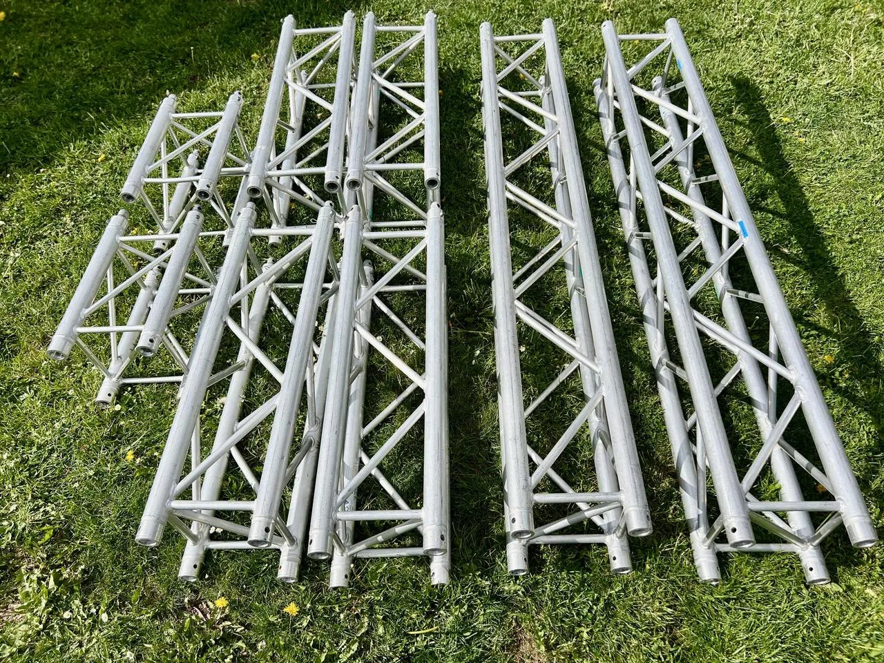 Příhradové nosníky, MILOS M290 Quatro Truss set 9m + spojky