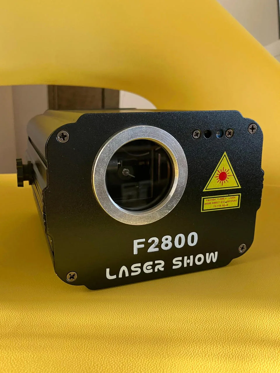RGB animační laser F2800 1400 mW.
