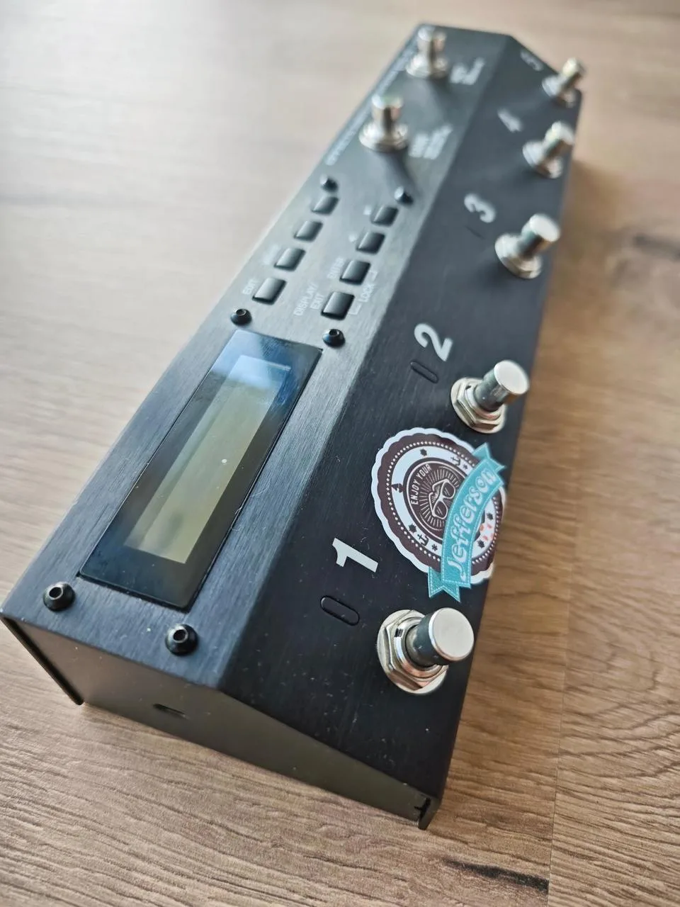 Efektová přepínací multi lišta BOSS ES-5