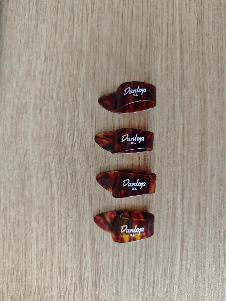 prodám hromadu RŮZNÝCH palcových trsátek (jen vyzkoušená)