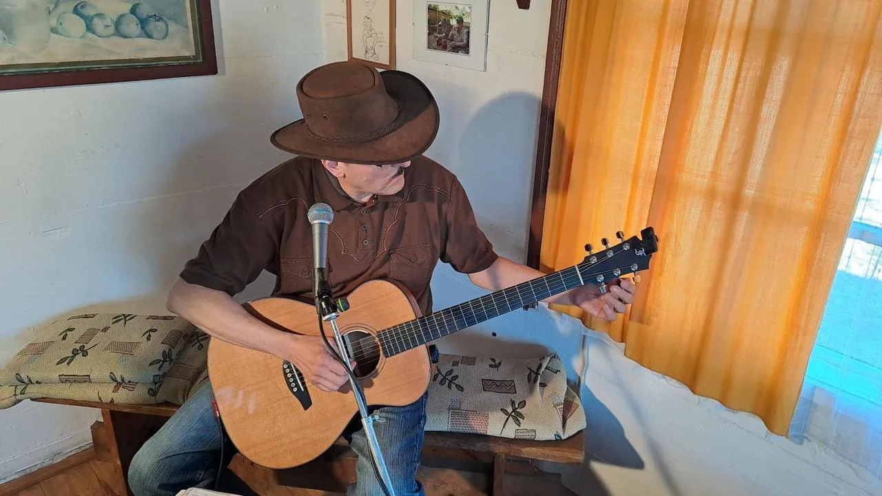 Hledáme různé hráče do country skupiny. Styl country a folk.