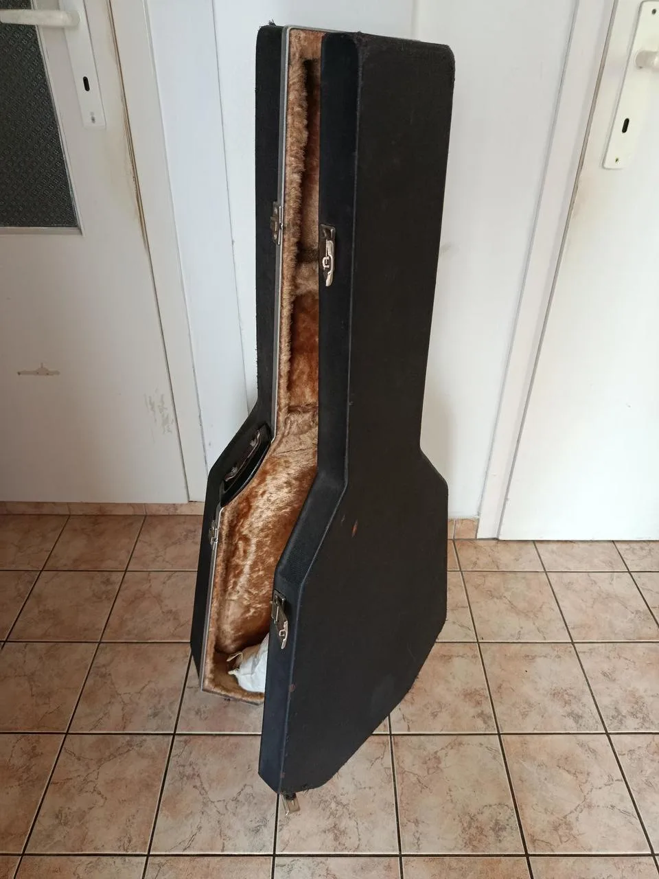 Kufry Strat/Tele/Mustang/SG/..
