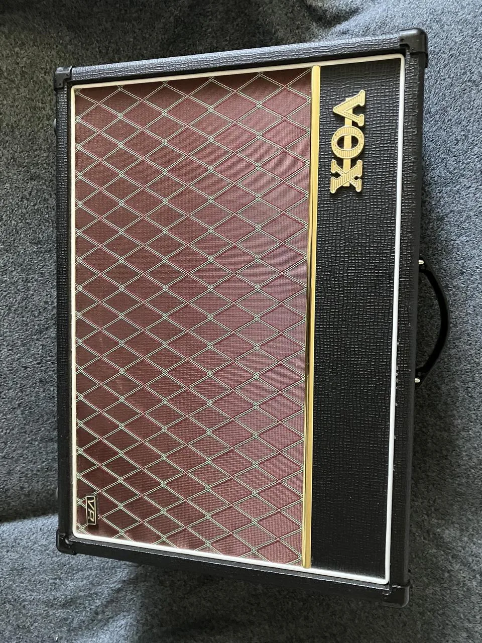 VOX AC 15 VR  / REZERVACE.