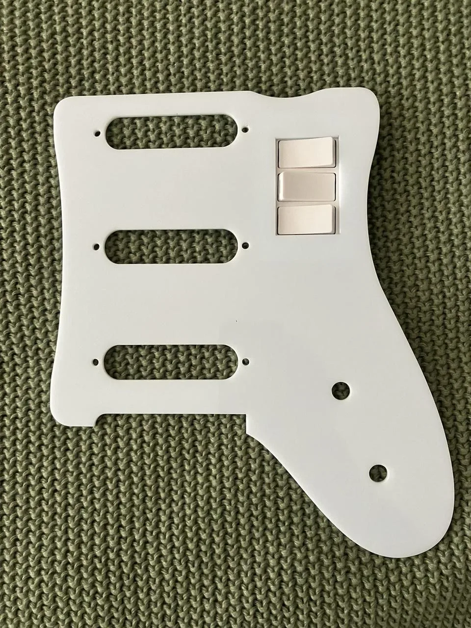 Pickguard na kytary Jolana, Grazioso, Futoráma,  nebo jiné ?