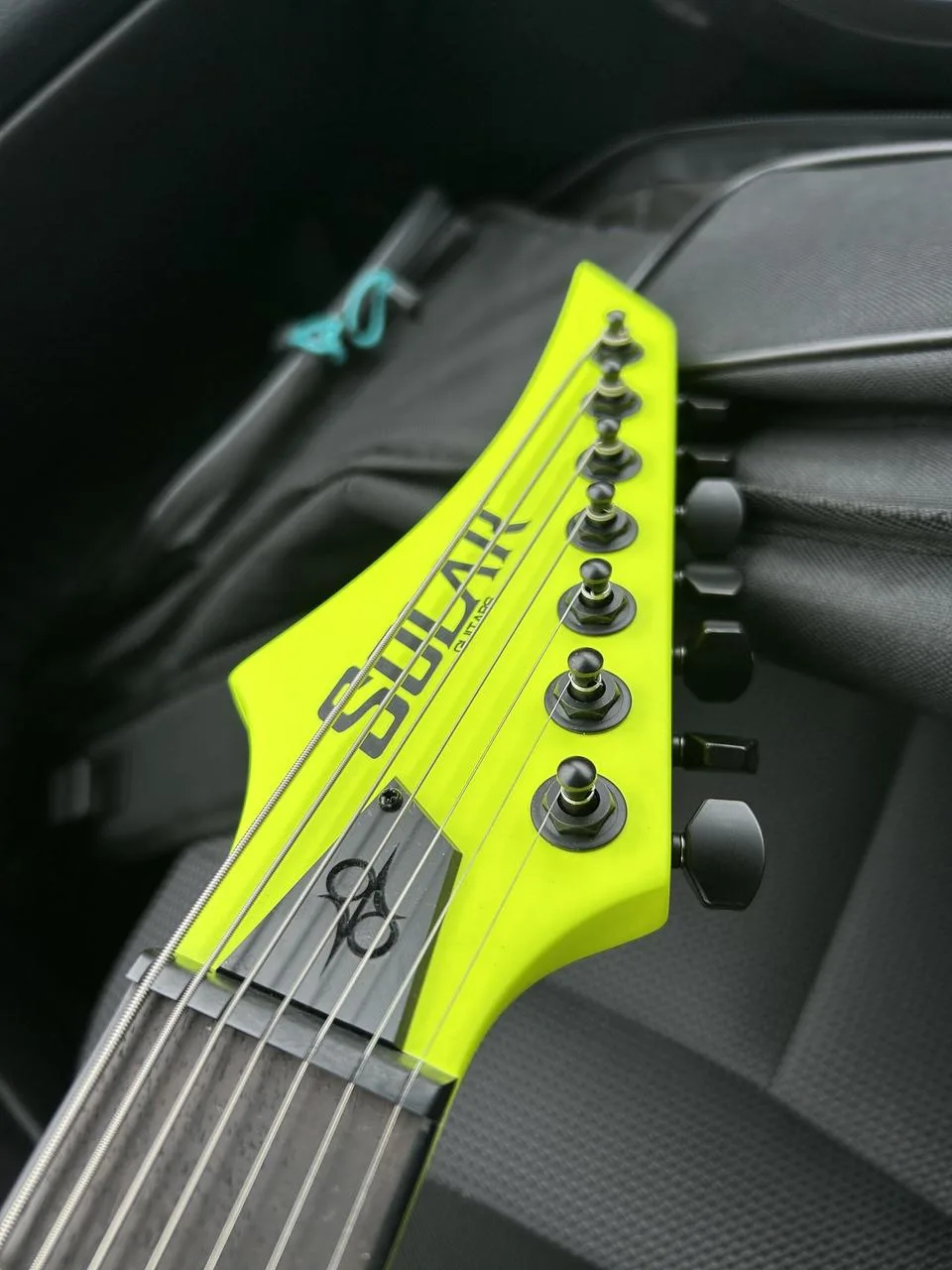 Solar A2.7 LN – Lemon Neon Matte