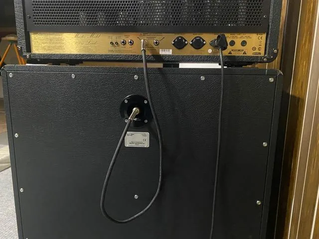 Marshall 1960AX Celestion G12 M