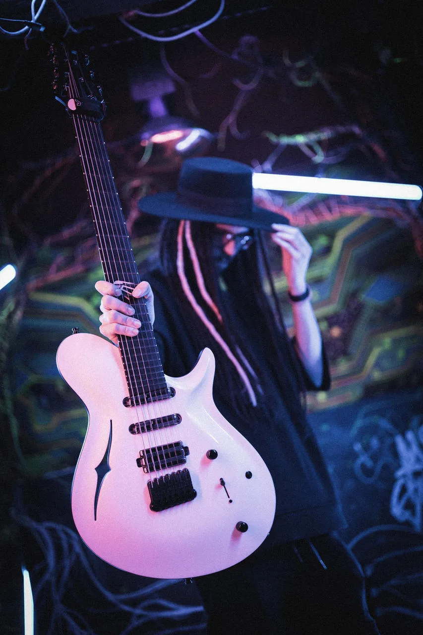 Guitar Lessons in English