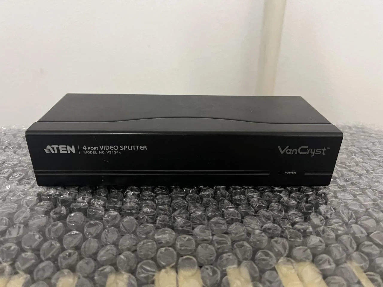 Aten 4 port video splitter