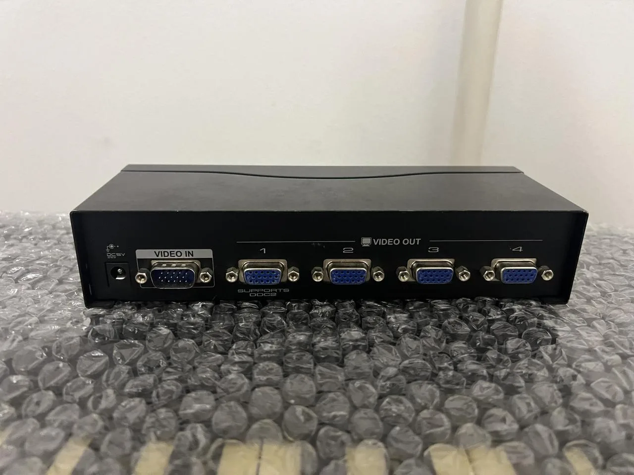 Aten 4 port video splitter