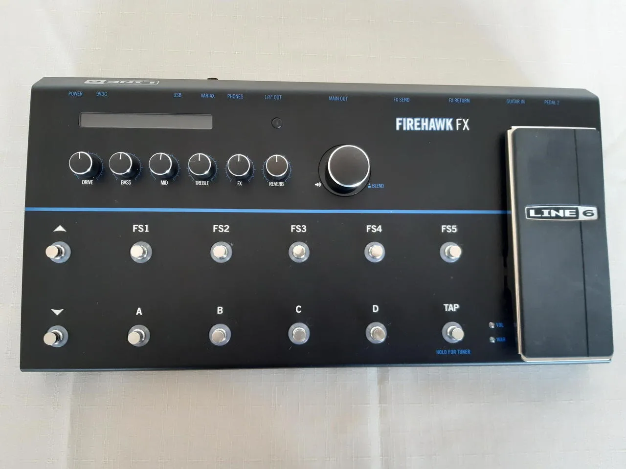 Kytarový multiefekt - LINE 6  FIREHAWK FX