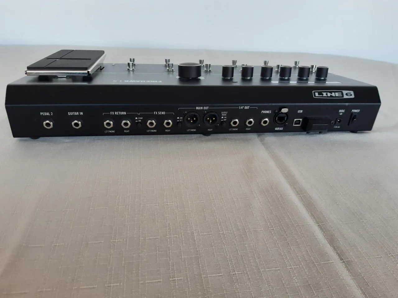 Kytarový multiefekt - LINE 6  FIREHAWK FX