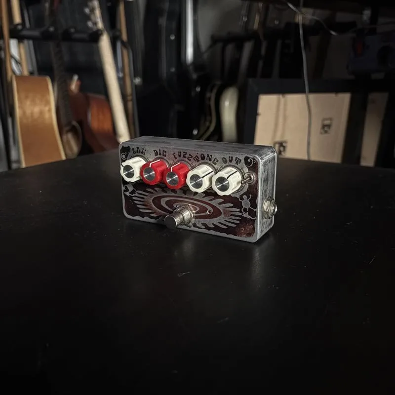 Zvex Mastotron klon