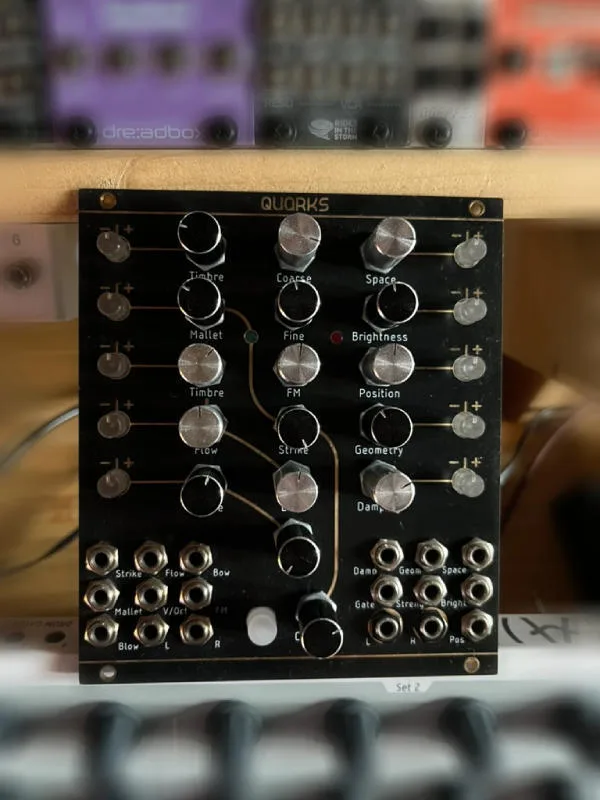 Eurorack modul: Jakplugg Quarks (Mutable Elements)