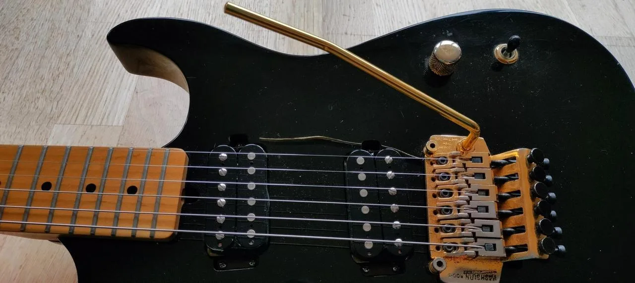 Washburn SS40 Steve Stevens