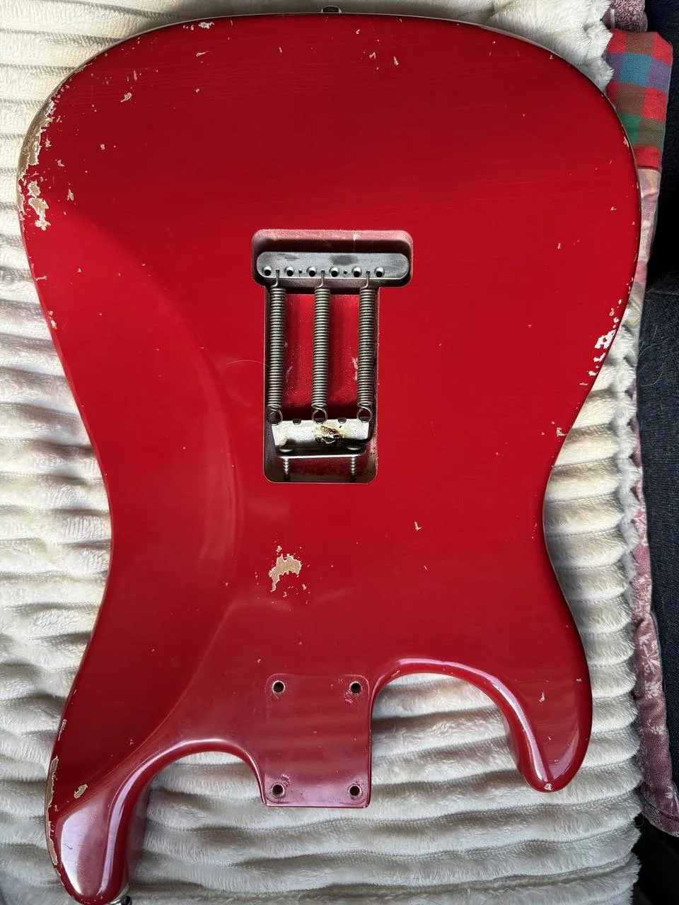 Warmoth Nitro stratocaster body + tremolo