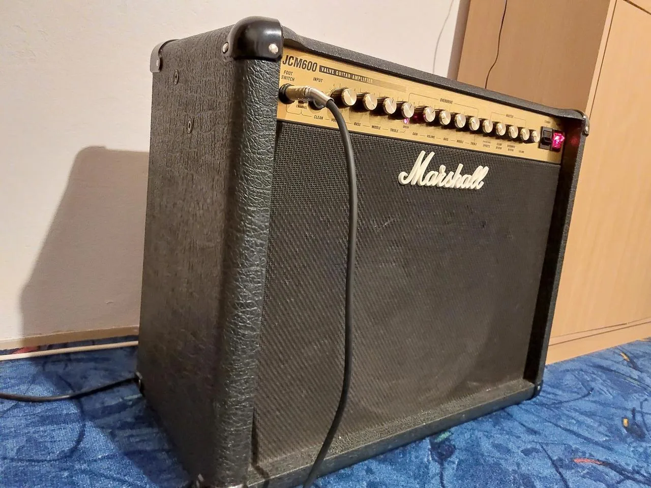 Marshall JCM 600, Top stav