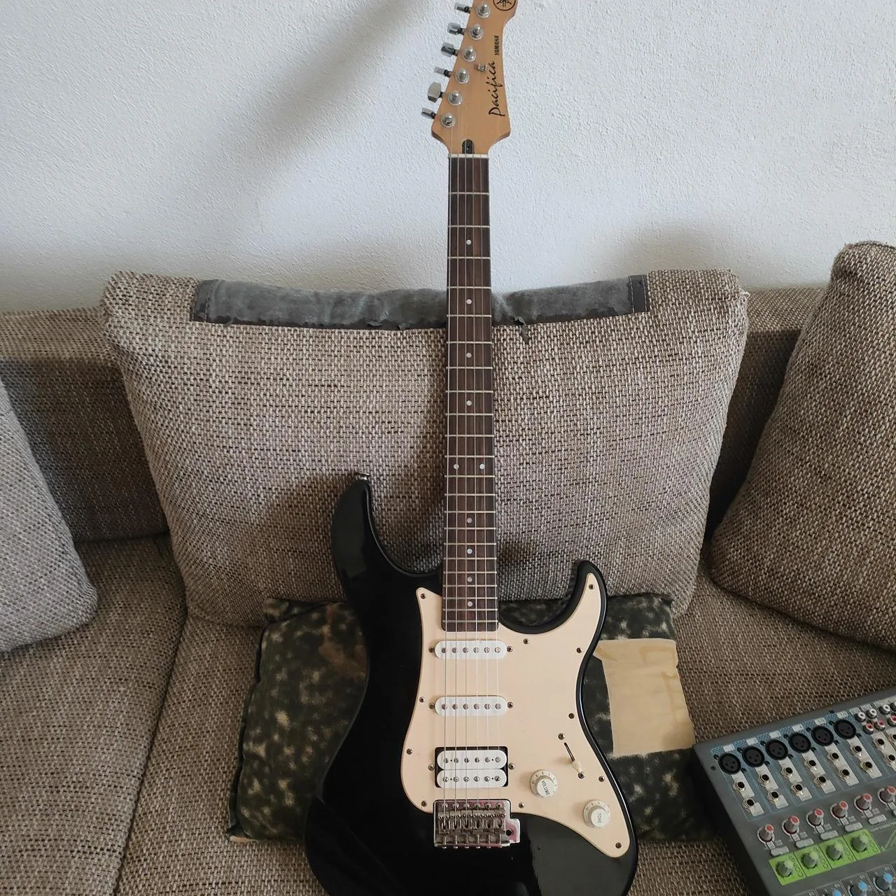 Yamaha Pacifica