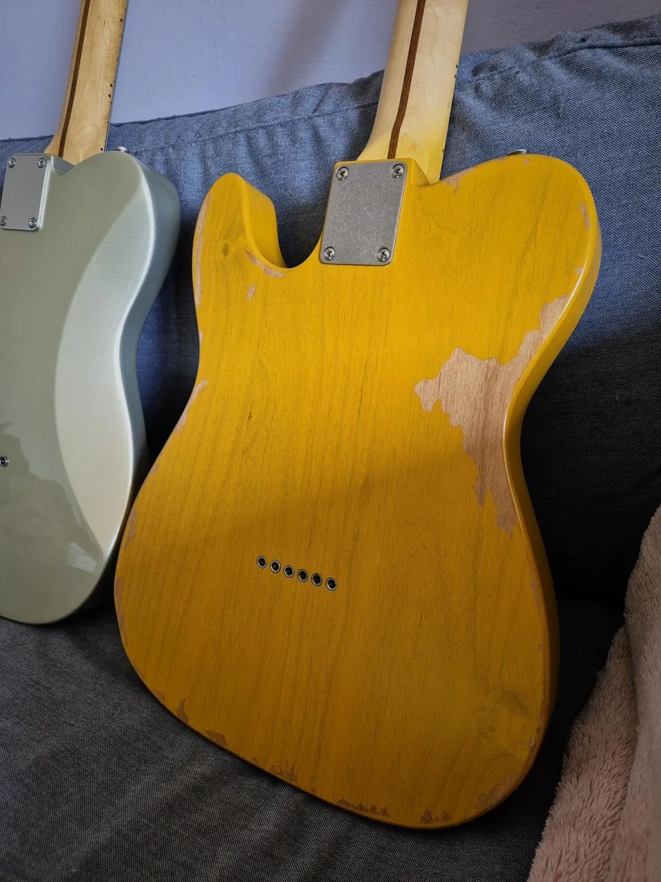 Vintage v52 reissued telecaster
