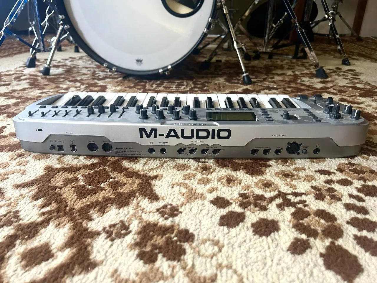 M-Audio Ozonic