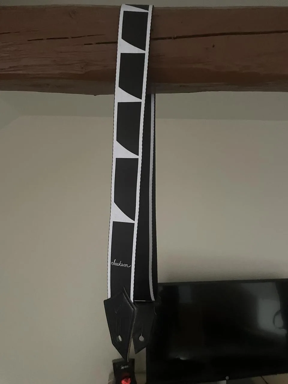 Jackson 299-3738-001 Inlay Black/White Gitarový pás