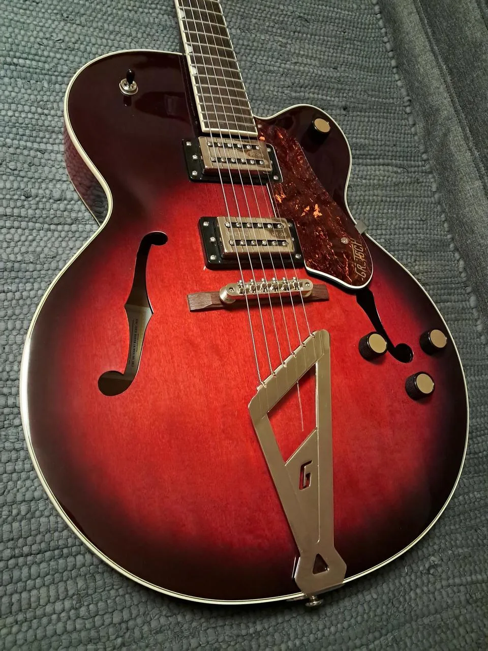 Prodám Gretsch 2420 CLB lubovou SLEVA