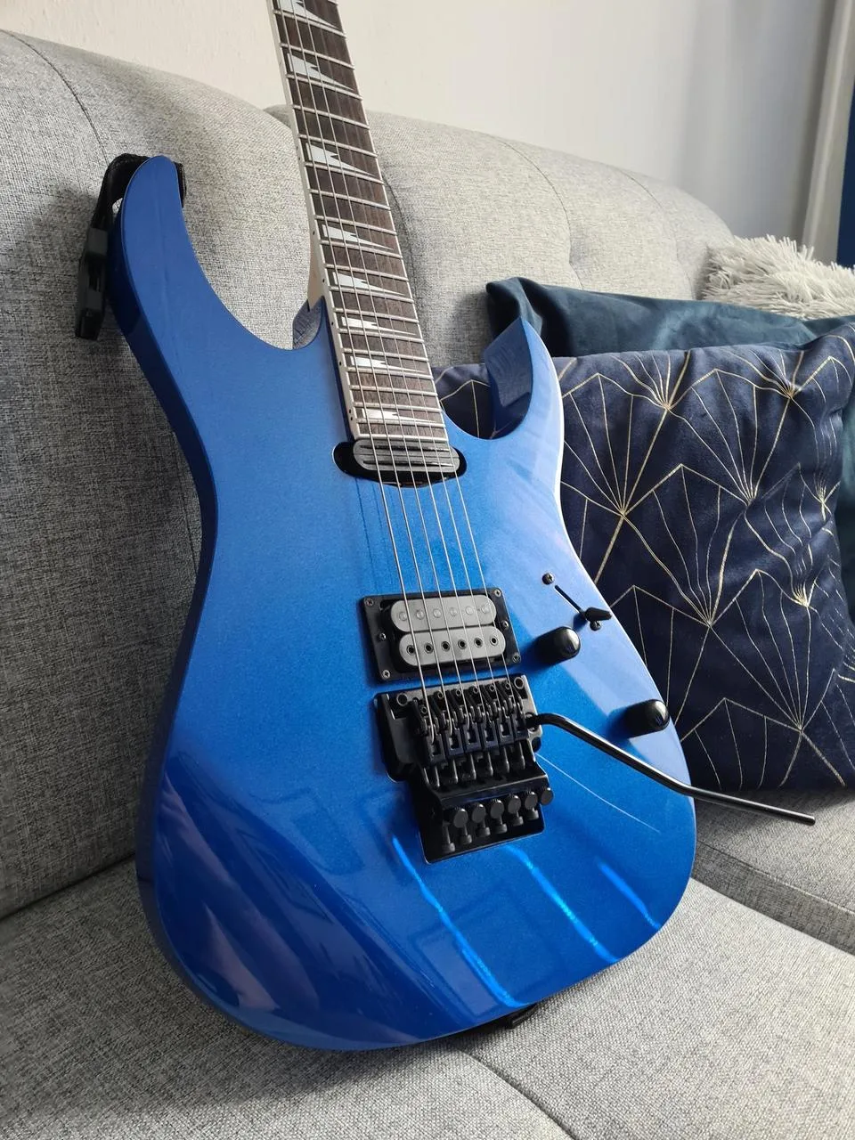 Ibanez RG565R Laser Blue