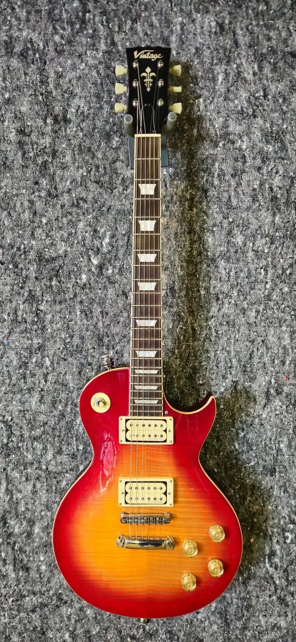 Vintage LP V100