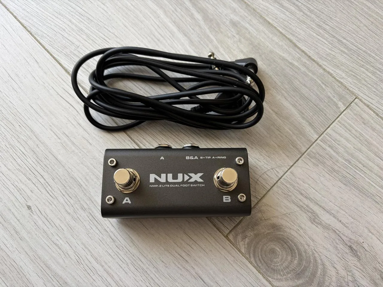 Nux MG-30 + NMP-2 Lite dual footswitch