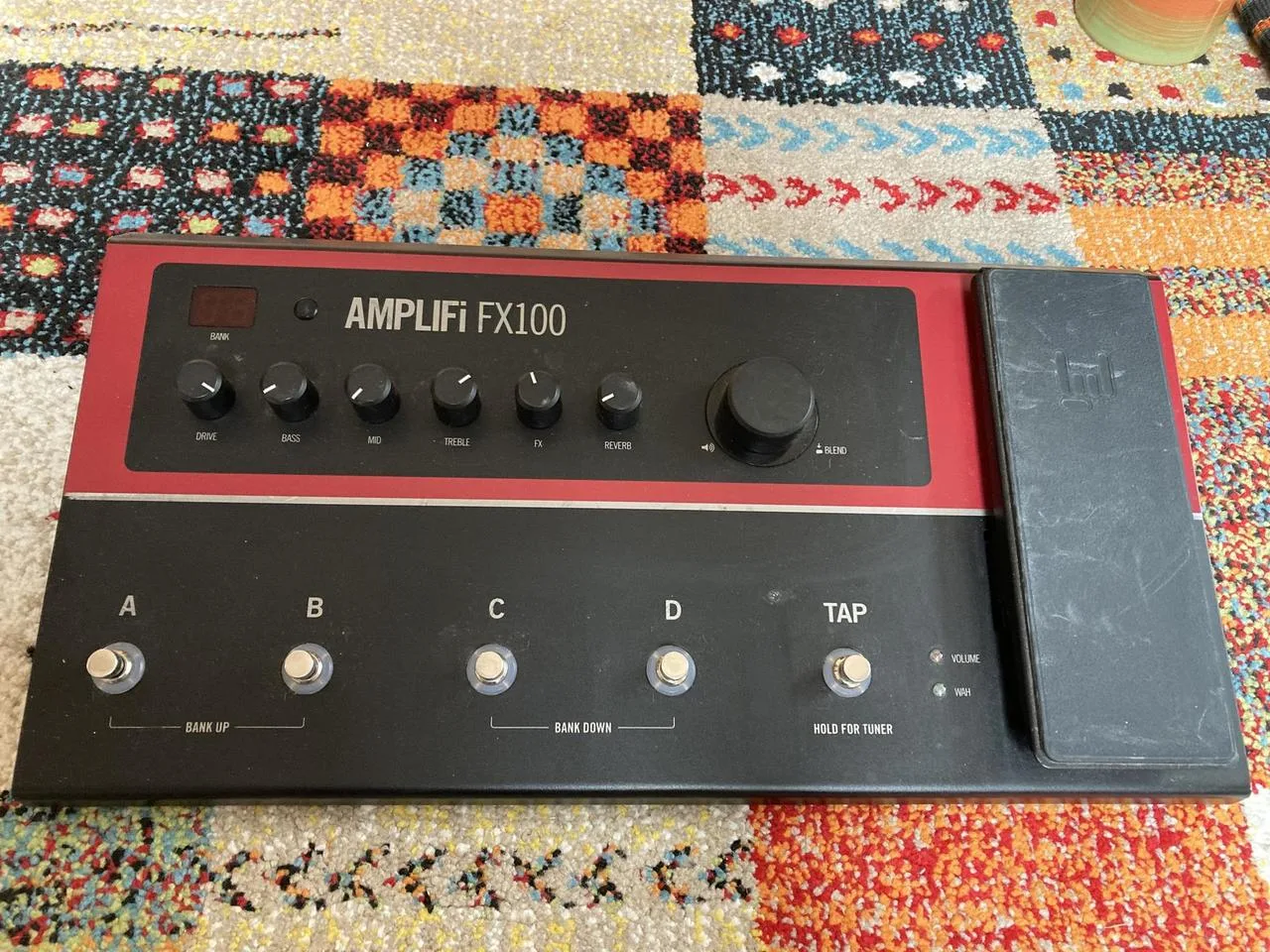 LINE6 AMPLIFi FX100