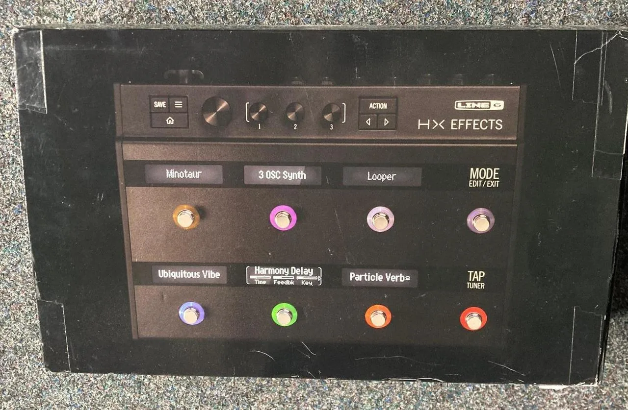 LINE 6 HX  EFECTS (REZERVACE)