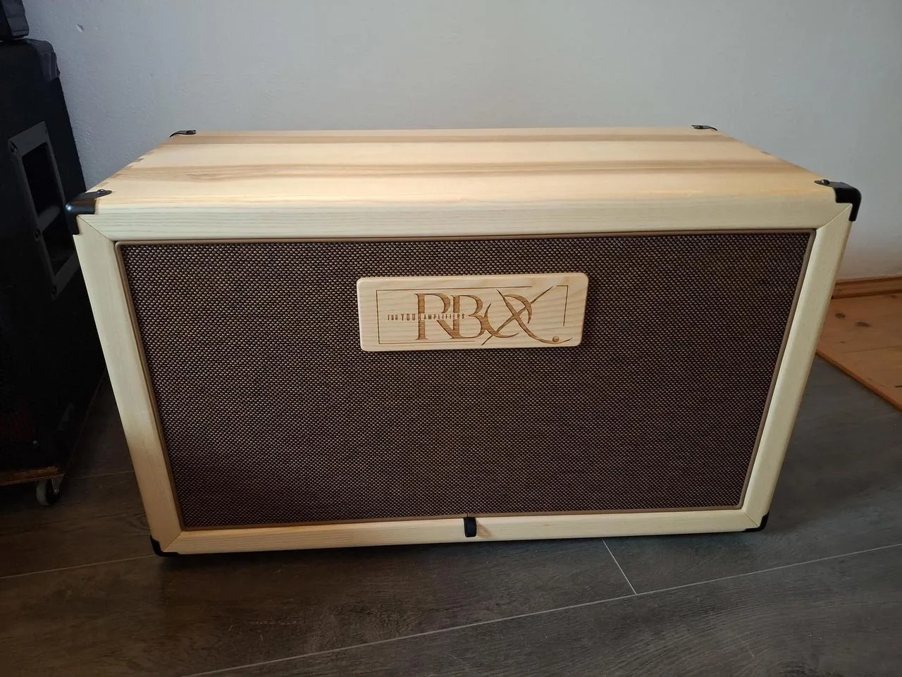 Girarovy reprobox 2x12 od RBOX