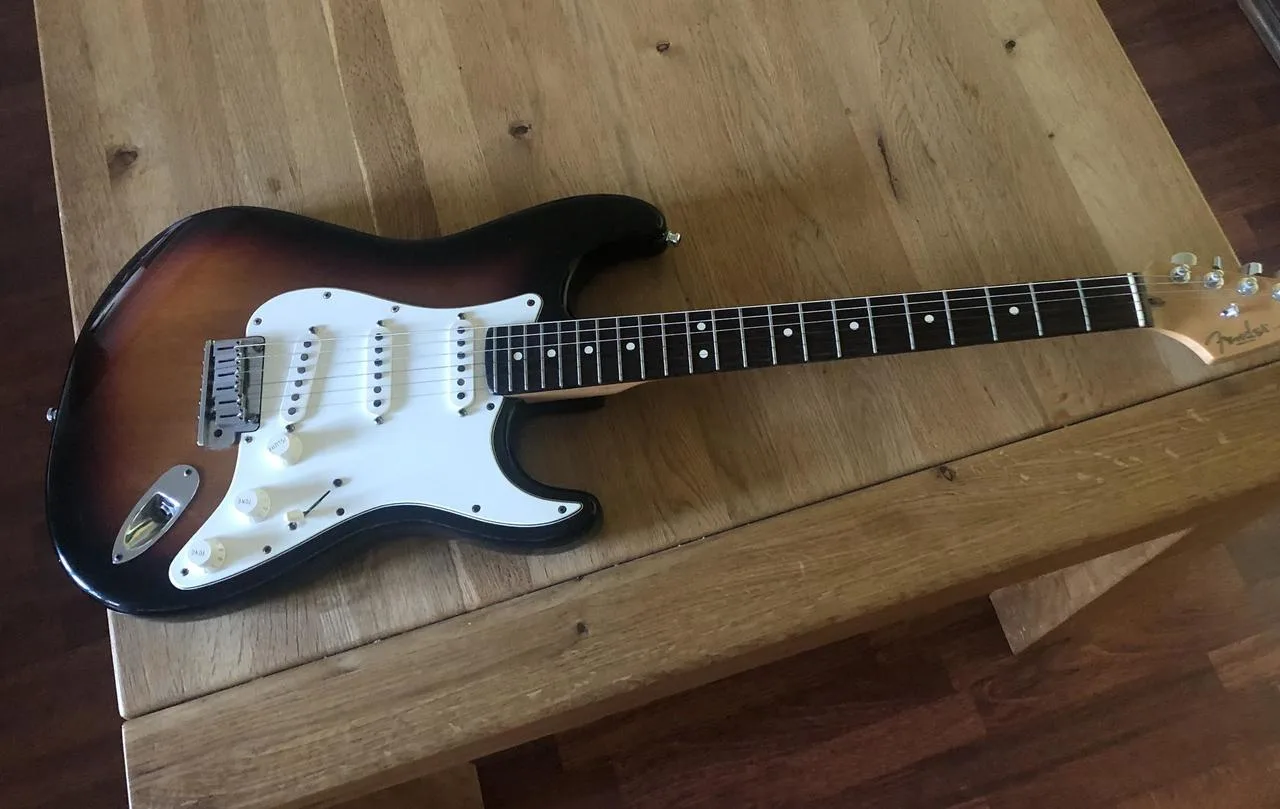 Fender USA Standard Stratocaster 2000