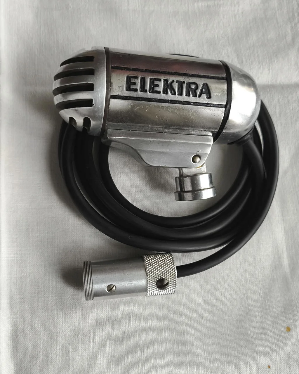 ELEKTRA AKG DYN 60 sběratelsky cenný mikrofon ze 40. let 20.