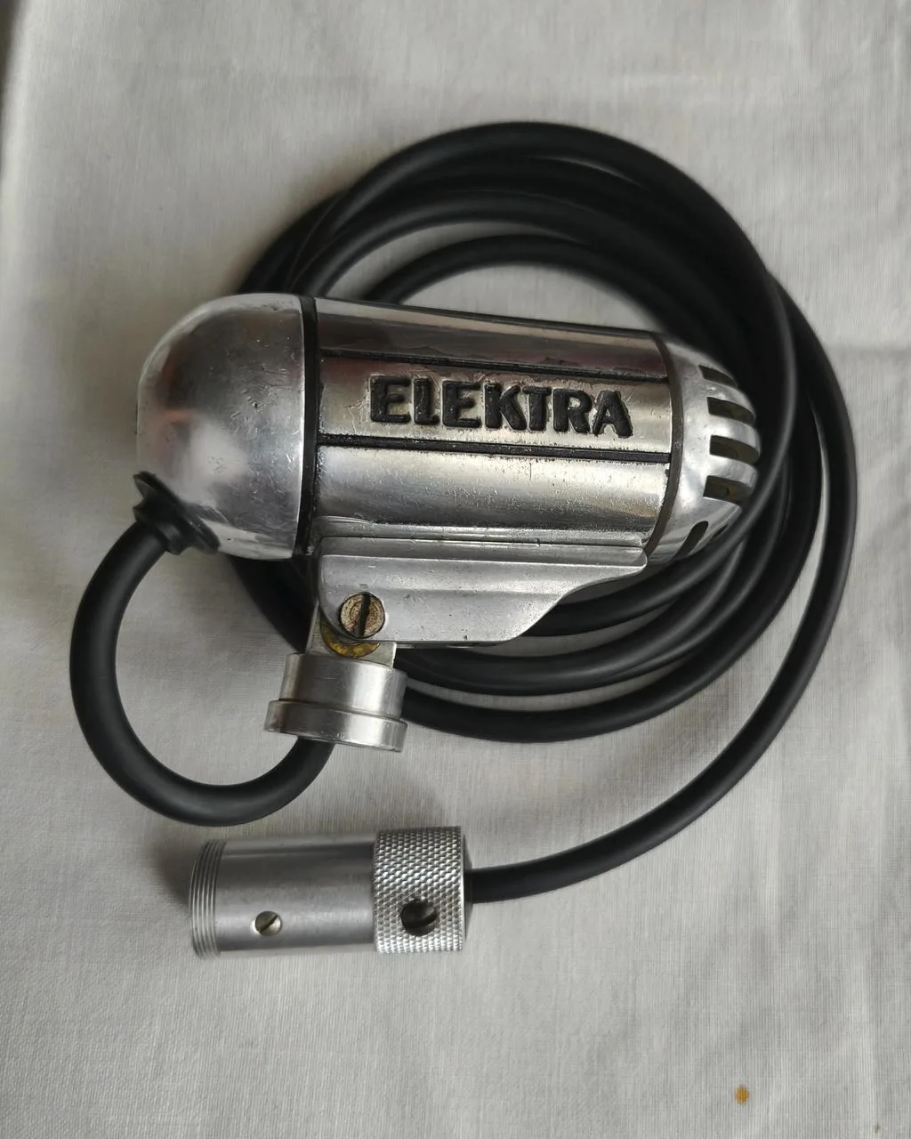 ELEKTRA AKG DYN 60 sběratelsky cenný mikrofon ze 40. let 20.