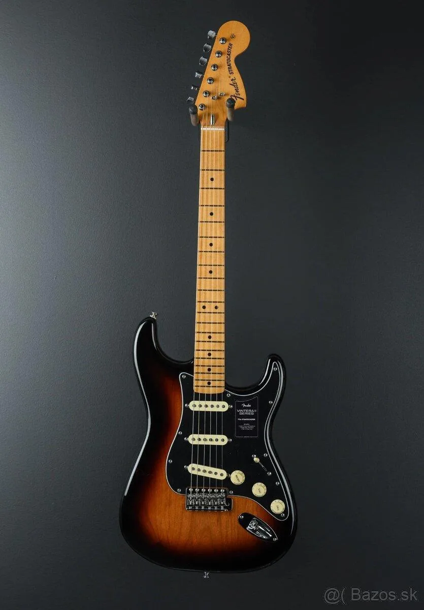 Fender Vintera II 70s Stratocaster MN 3-Color Sunburst