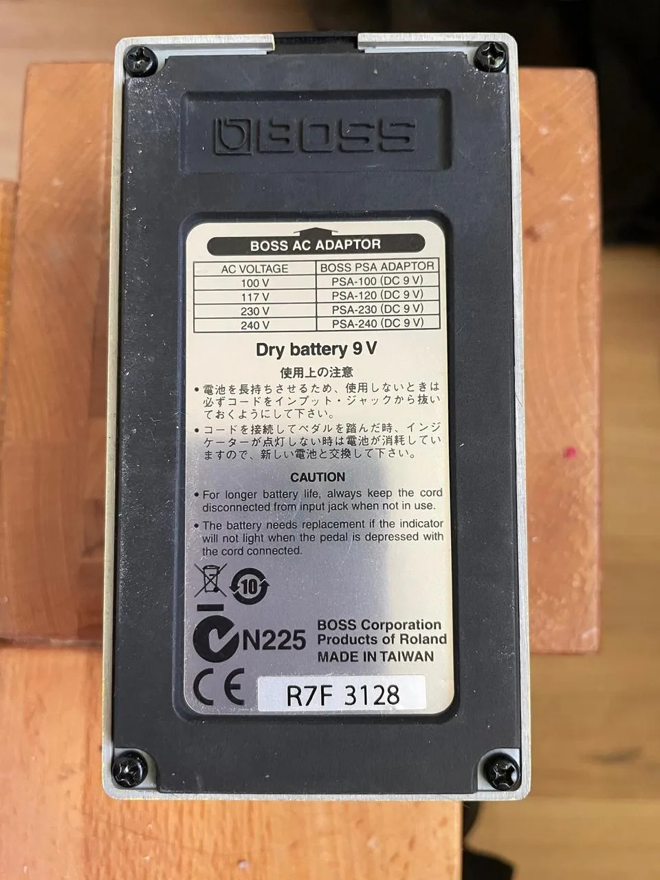 Boss OD-1 (úpravou SD-1) s výběrovým čipem