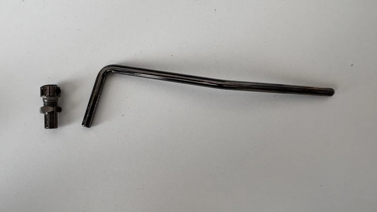 Floyd Rose tremolo arm (páka)