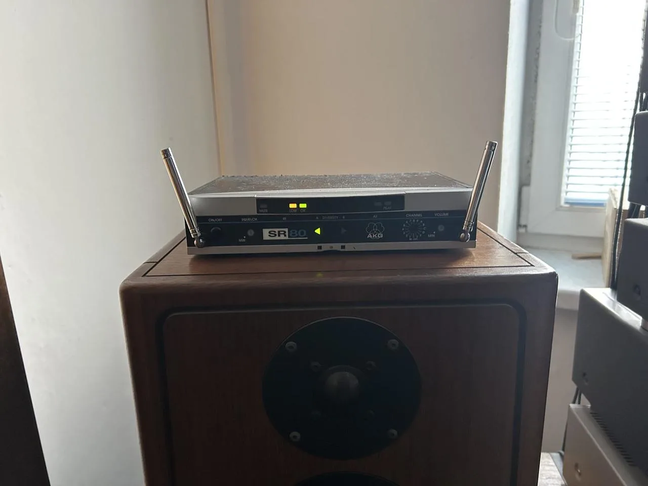Vysílačka AKG SR-80 výroba Rakousko