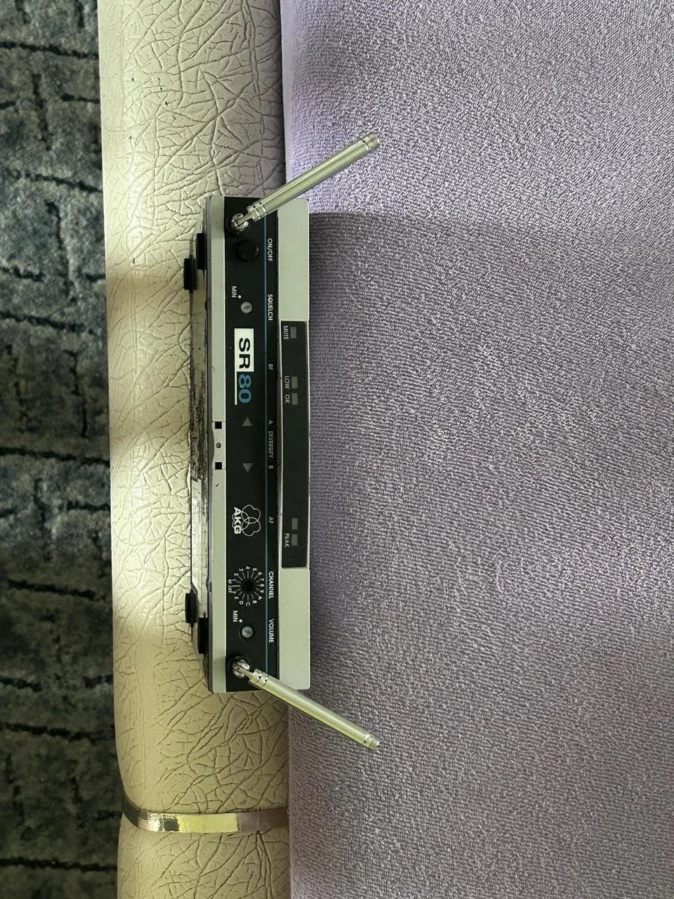 Vysílačka AKG SR-80 výroba Rakousko
