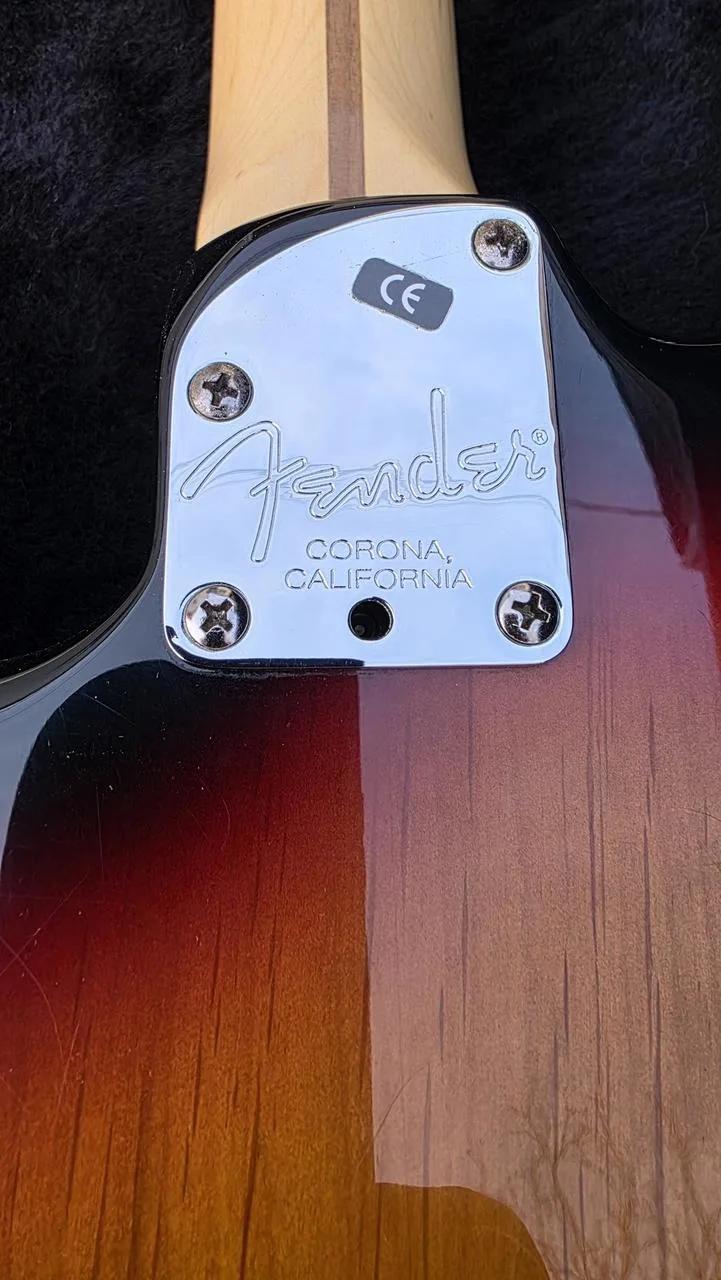 Fender American Deluxe Stratocaster®