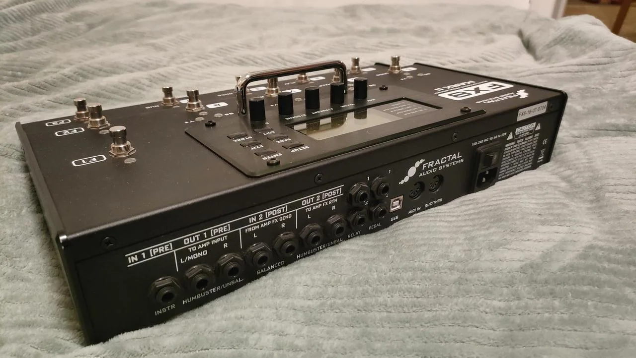 Fractal Audio FX8 Mark II Multi-Effect Processor