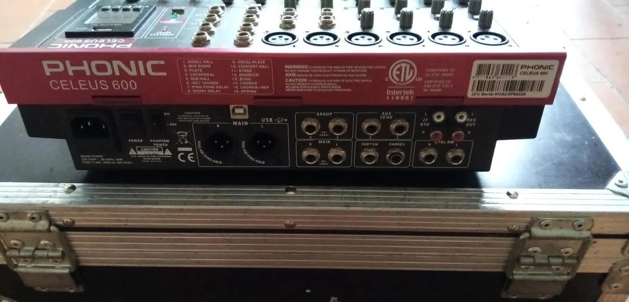 PHONIC CELEUS 600